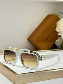 Picture of Louis Vuitton Sunglasses _SKUfw76368016fw
